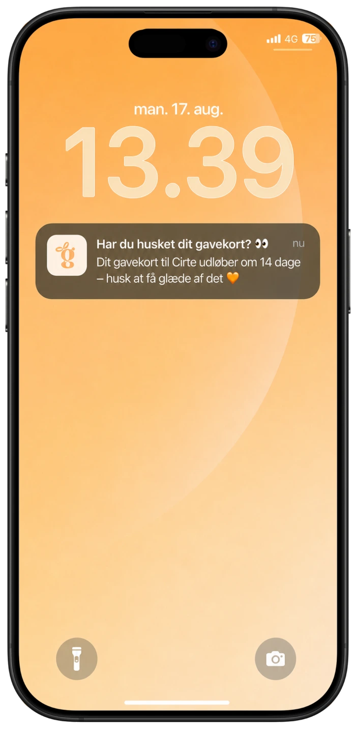 En besked på telefonens låseskærm om, at et gavekort snart udløber